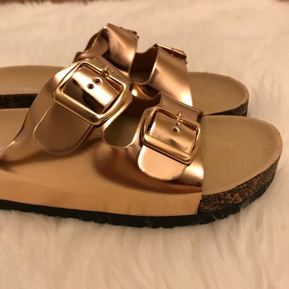 🆕 Metallic Rose Gold Double Buckle Footbed Sandal - Picture 8 of 8